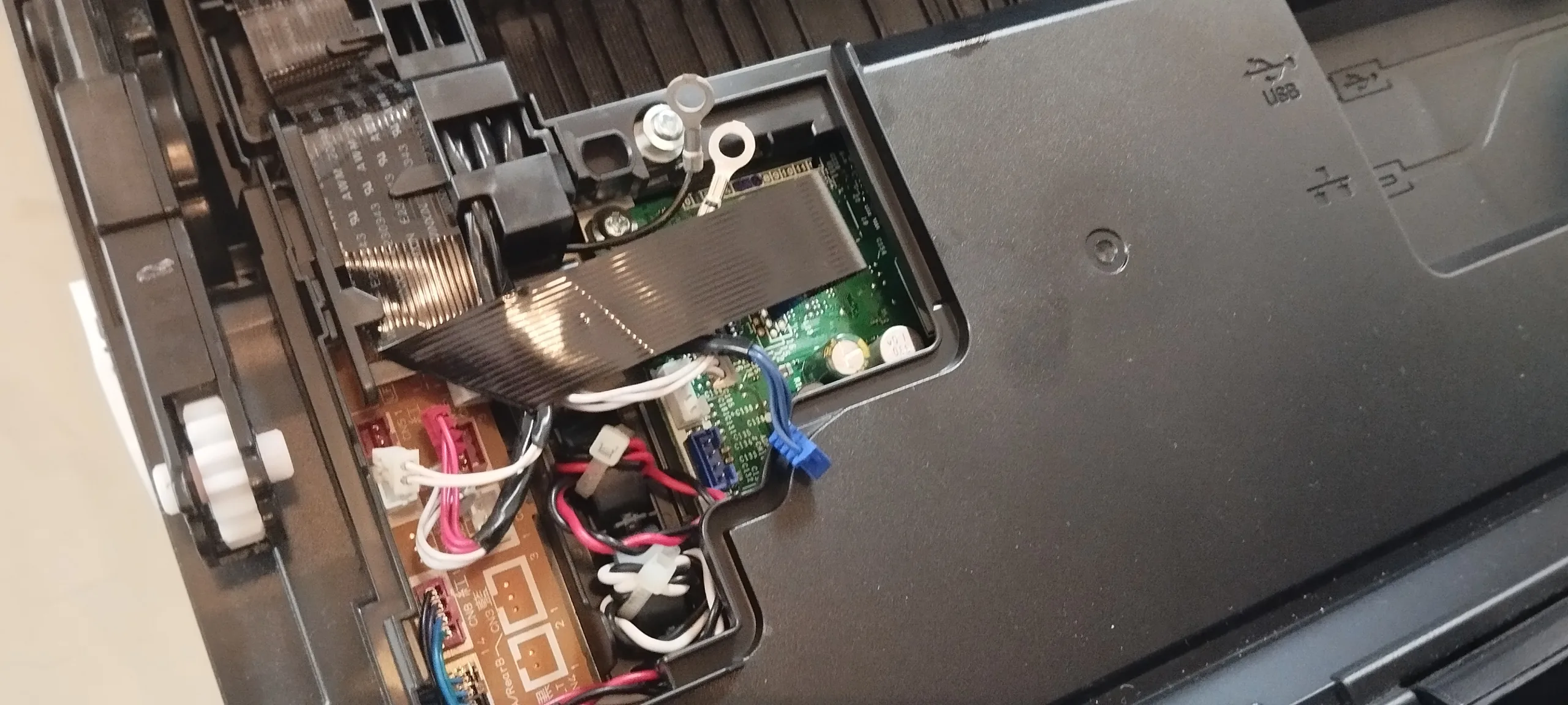 Ausbau des Tintenauffangbehälter 