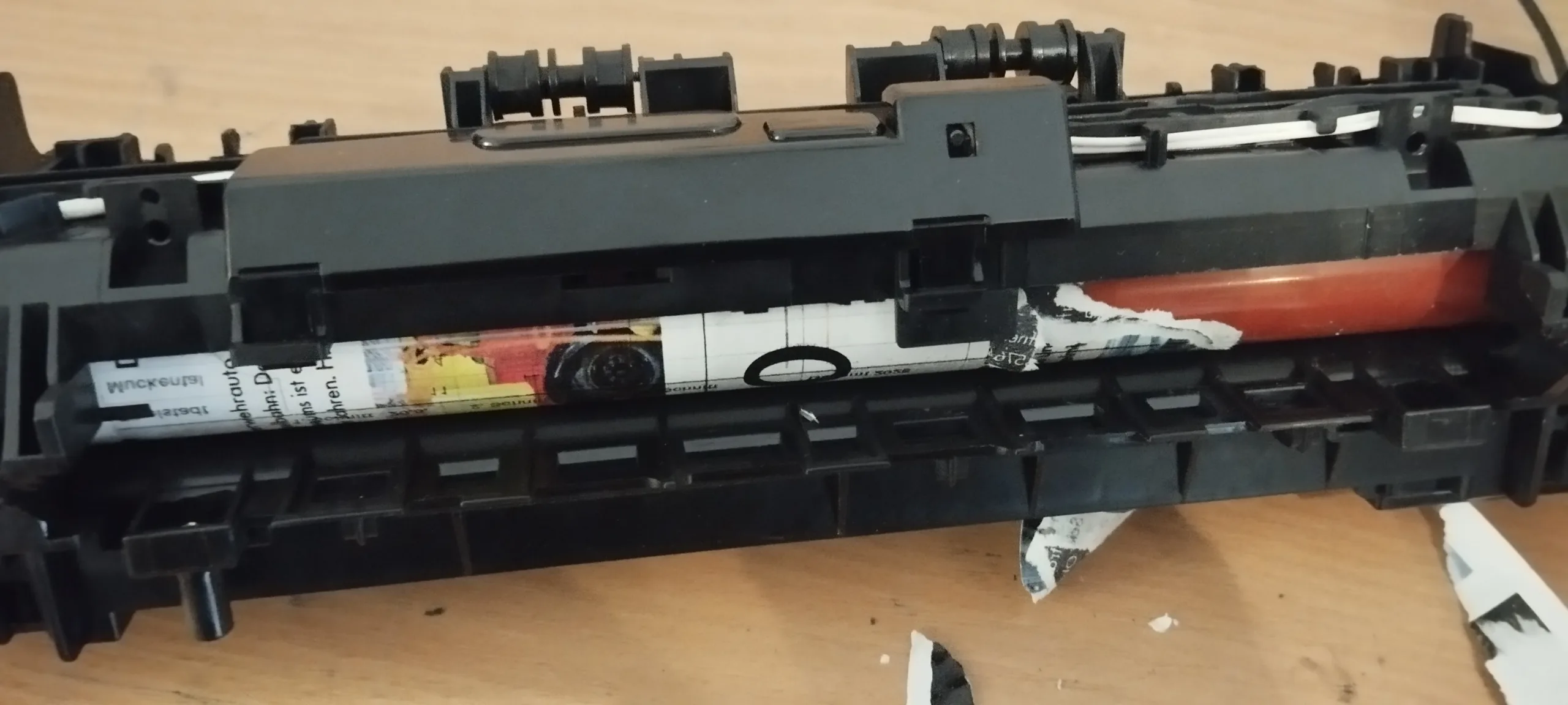 Papierstau auf Fuserrolle